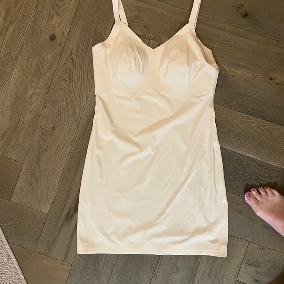 LuxeLift Slip from Knix - Picture 2 of 2